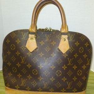 🎁Authentic Louis Vuitton Monogram Alma PM